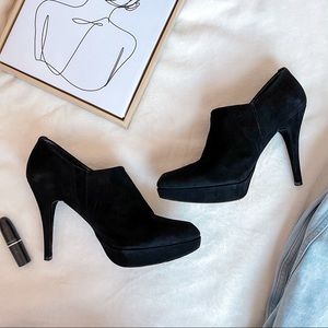 Stuart Weitzman Black Suede Platform Booties 8.5M